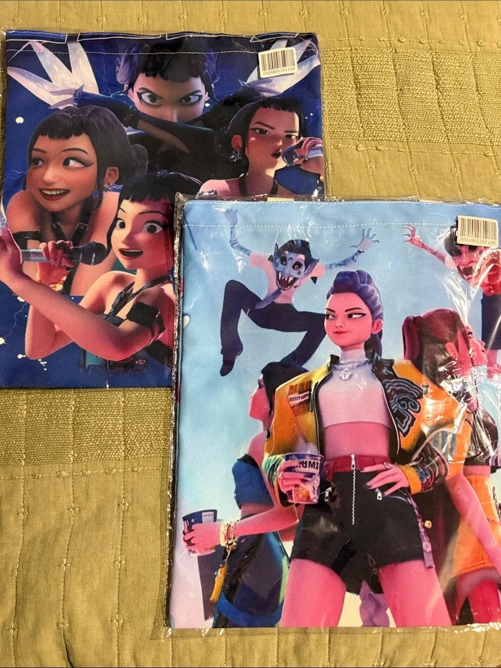 Demon hunter k pop canvas Tote Bags- set of 2 NWT
